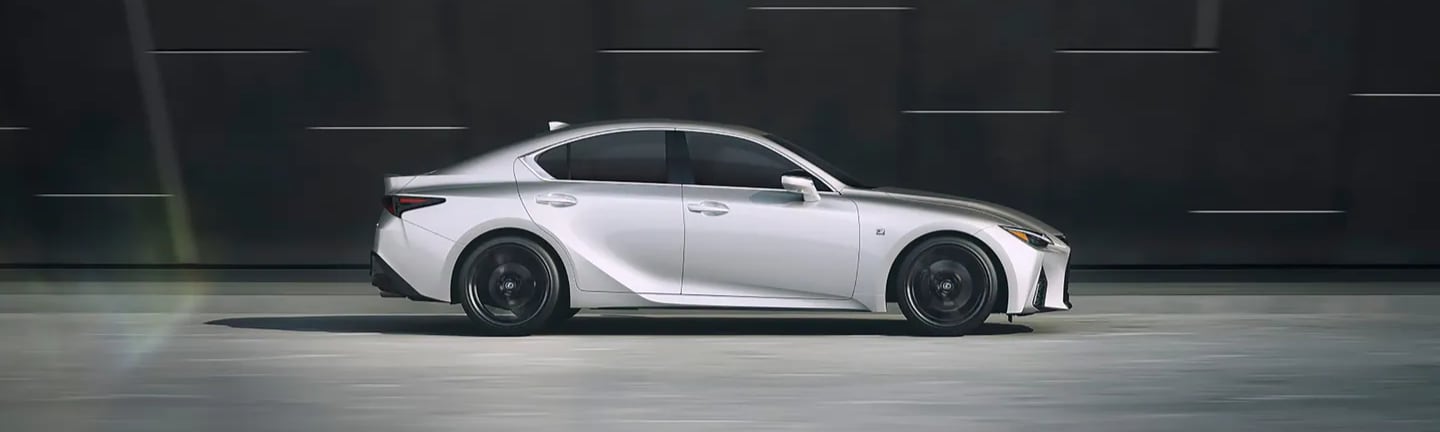 Lexus IS