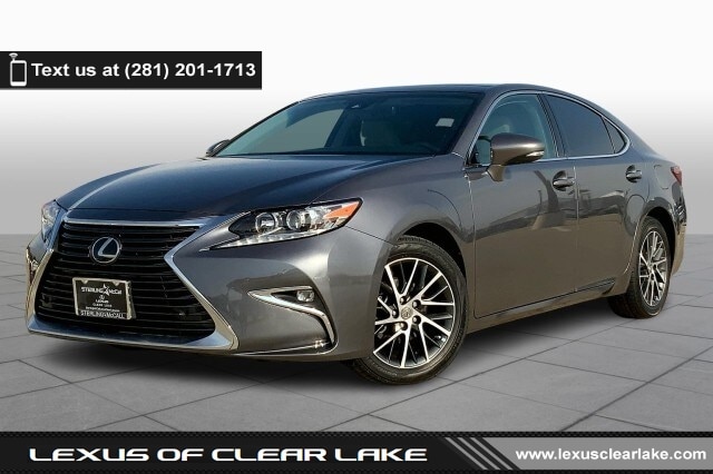 2017 Lexus ES 350's photo