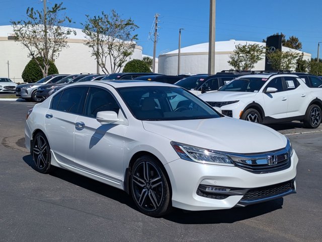 2016 Honda Accord Touring V6 photo 3