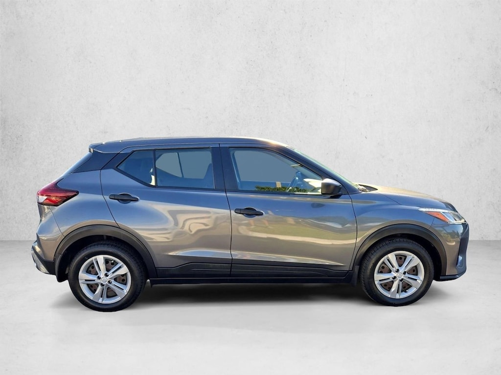 Used 2021 Nissan Kicks S SUV