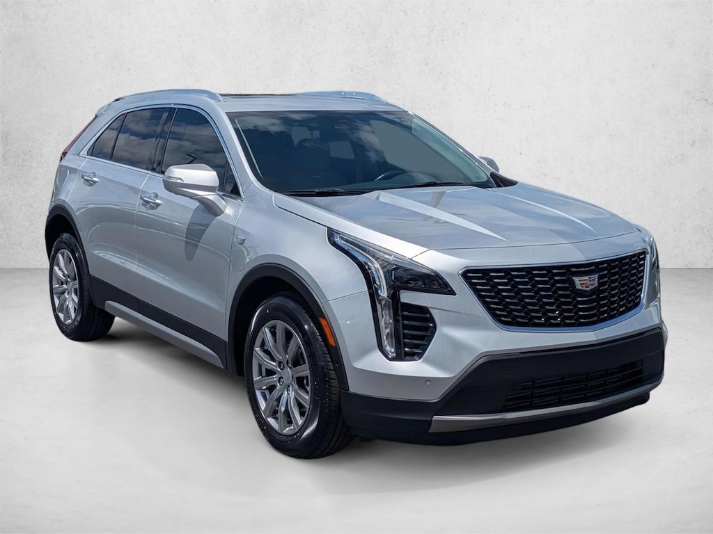 Used 2022 CADILLAC XT4 Premium Luxury SUV