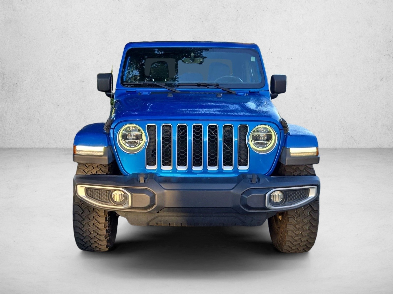 Used 2020 Jeep Gladiator Overland Truck Crew Cab