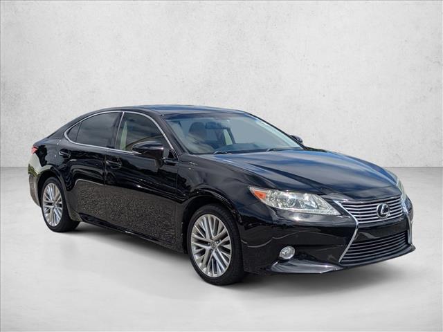 2013 Lexus ES 350 photo 3