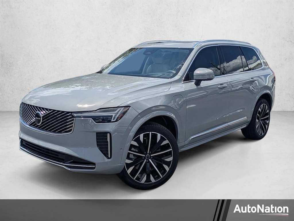 Used 2025 Volvo XC90 plug-in hybrid T8 (2025.5) Ultra 7-Seater SUV