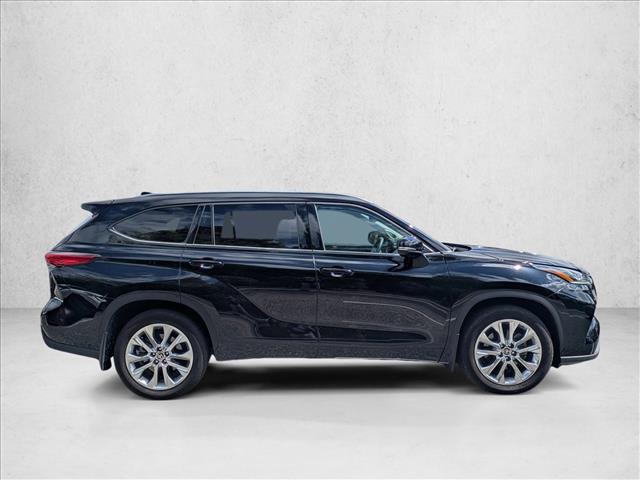 2020 Toyota Highlander Limited photo 4