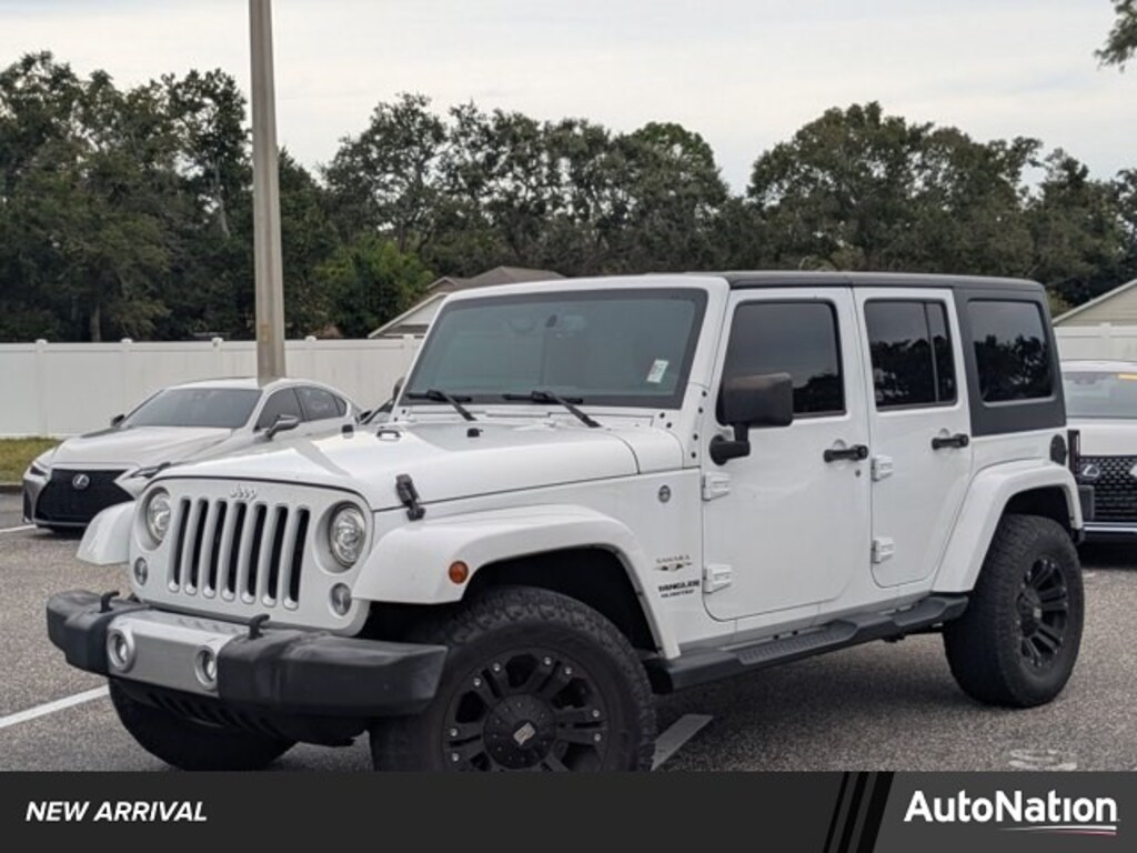 Used 2017 Jeep Wrangler JK Unlimited Sahara 4x4 SUV