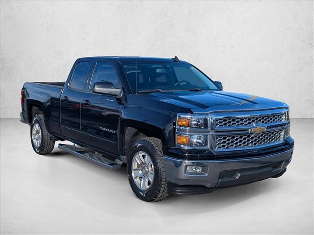 2015 Chevrolet Silverado 1500 LT photo 3