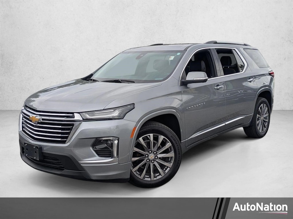 Used 2023 Chevrolet Traverse Premier SUV