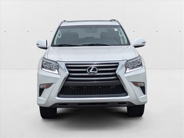 2019 Lexus GX 460 photo 2