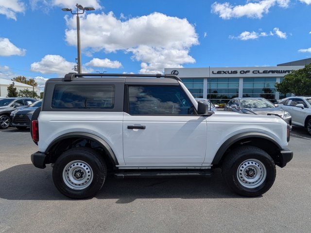 2021 Ford Bronco Base photo 4