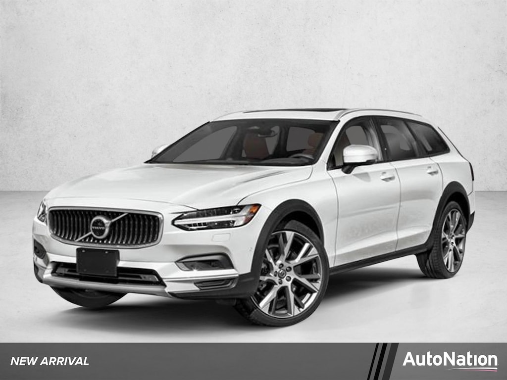Used 2025 Volvo V90 Cross Country B6 Plus Wagon