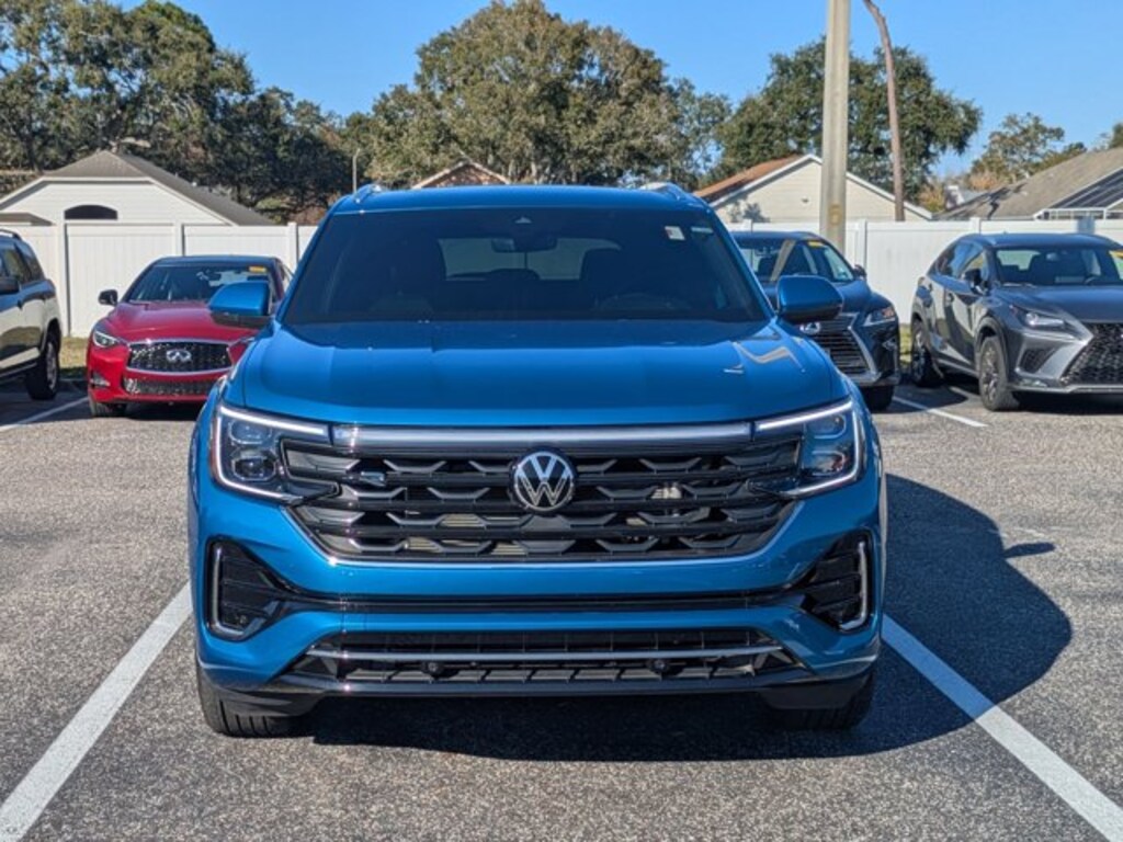 Used 2024 Volkswagen Atlas Cross Sport 2.0T SEL R-Line SUV