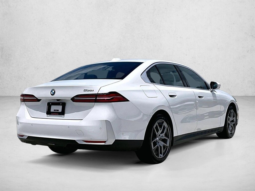 Used 2026 BMW 530i Sedan