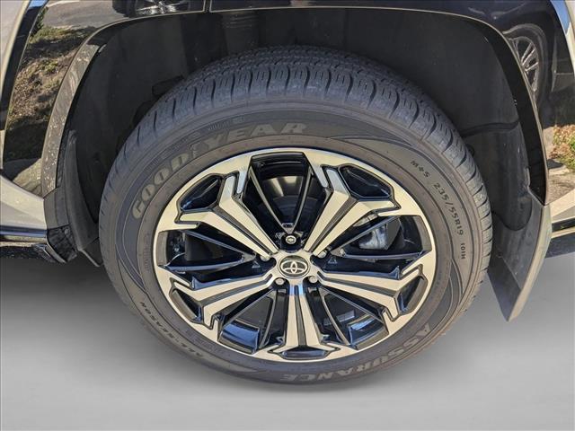 2021 Toyota RAV4 Prime XSE photo 3