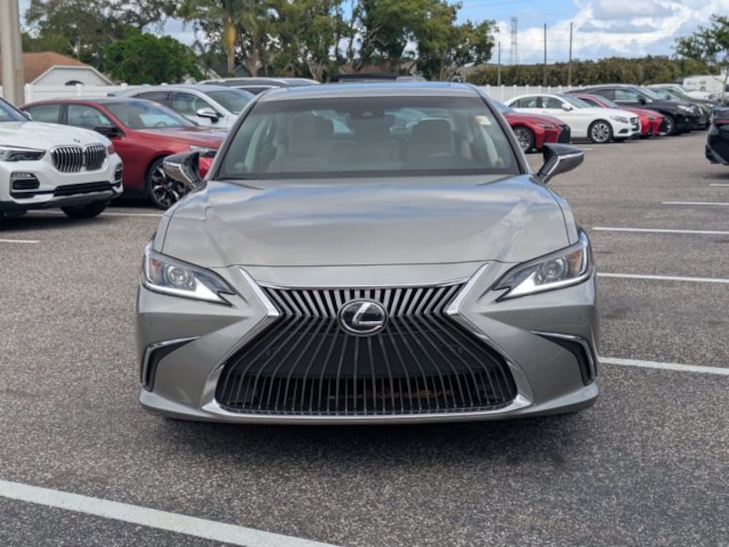 Certified 2021 Lexus ES 350 Sedan