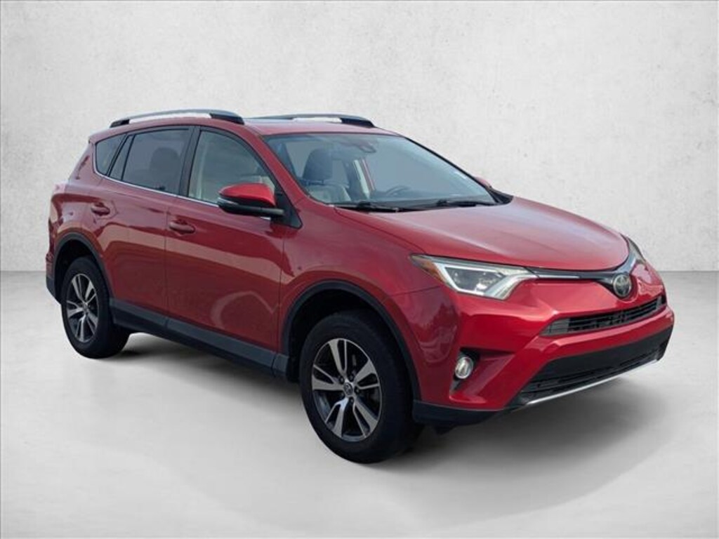 Used 2017 Toyota RAV4 XLE SUV