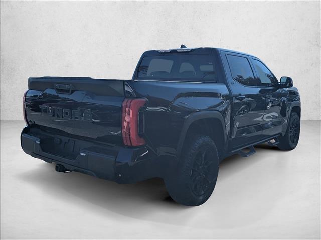 2025 Toyota Tundra SR5 CrewMax photo 4