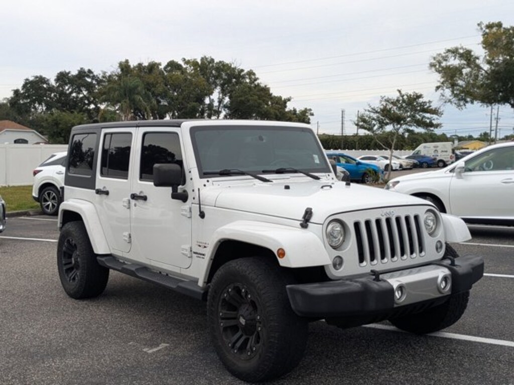 Used 2017 Jeep Wrangler JK Unlimited Sahara 4x4 SUV