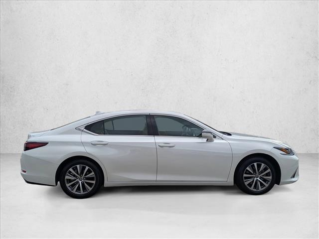 2021 Lexus ES 350 photo 4