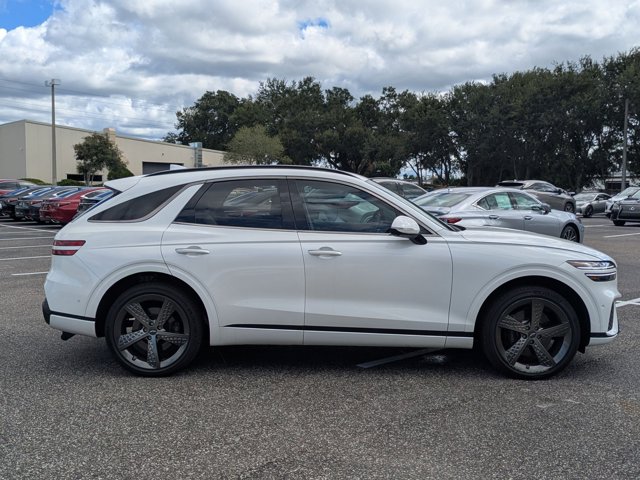 2025 Genesis GV70 3.5T Sport Prestige photo 4