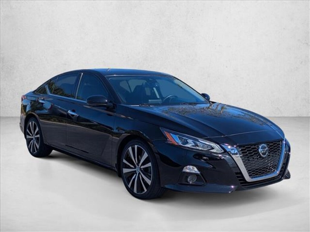 Used 2019 Nissan Altima 2.5 Platinum Sedan