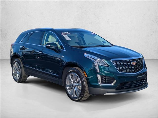 2025 Cadillac XT5 Premium Luxury photo 3