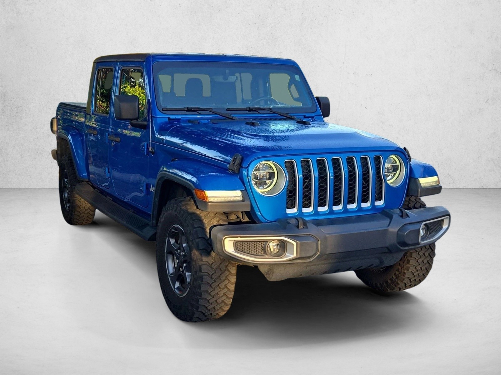 Used 2020 Jeep Gladiator Overland Truck Crew Cab
