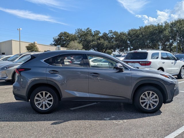 2021 Lexus NX 300 photo 4