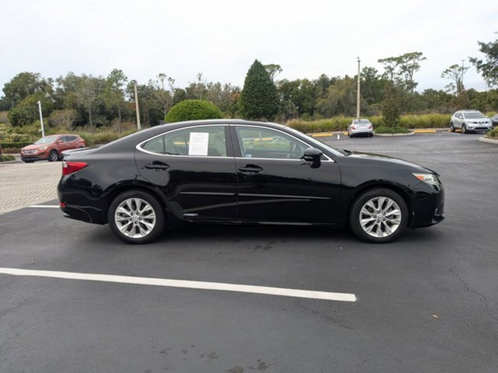 Used 2013 Lexus ES 300h Sedan