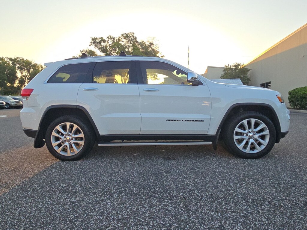 Used 2017 Jeep Grand Cherokee Limited 4x4 SUV