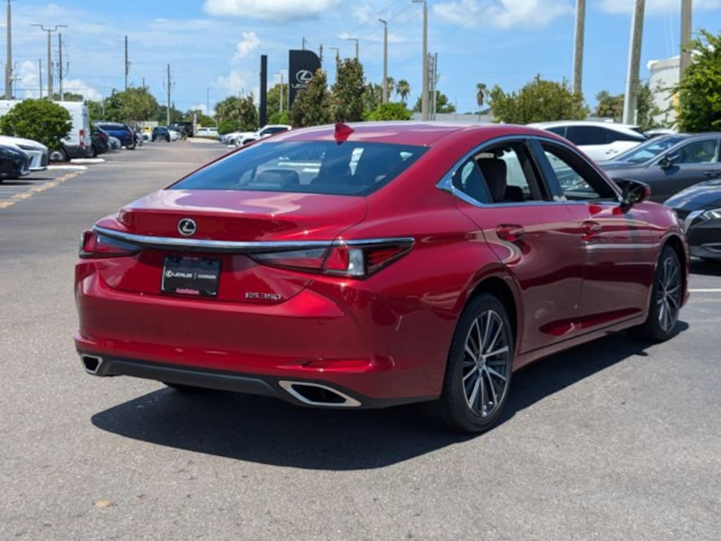 Used 2025 Lexus ES 350 Base Sedan