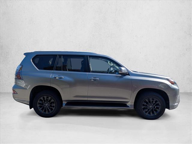 2023 Lexus GX 460 Premium photo 3