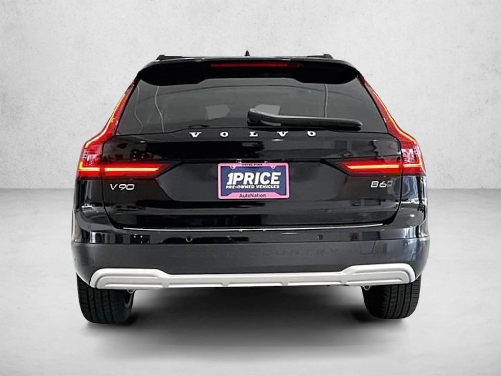Used 2025 Volvo V90 Cross Country B6 Plus Wagon