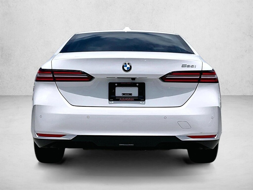 Used 2026 BMW 530i Sedan