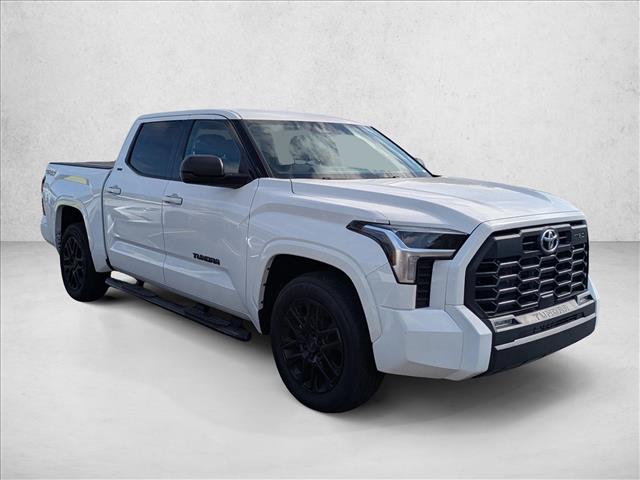 2023 Toyota Tundra SR5 CrewMax photo 3