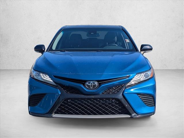 2018 Toyota Camry XSE photo 2