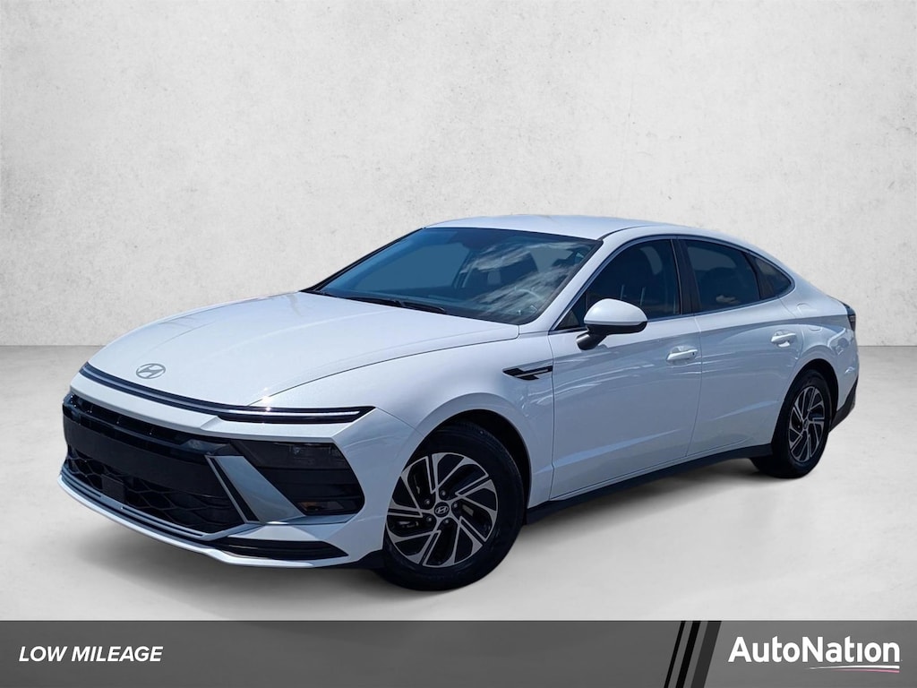 Used 2026 Hyundai Sonata Hybrid Blue Sedan