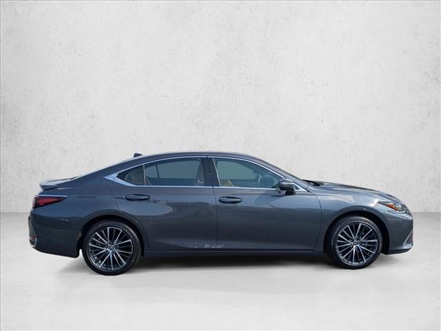 2024 Lexus ES 300h Base photo 4