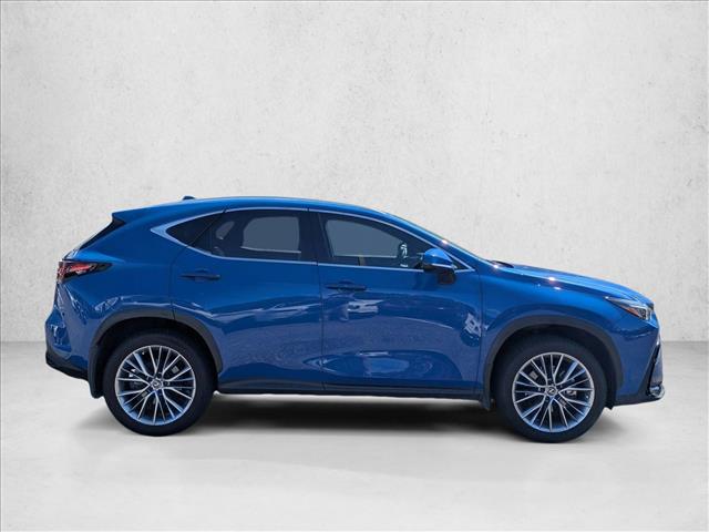 2023 Lexus NX 350h Premium AWD photo 4