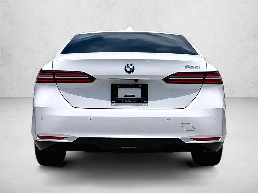 Used 2026 BMW 530i Sedan