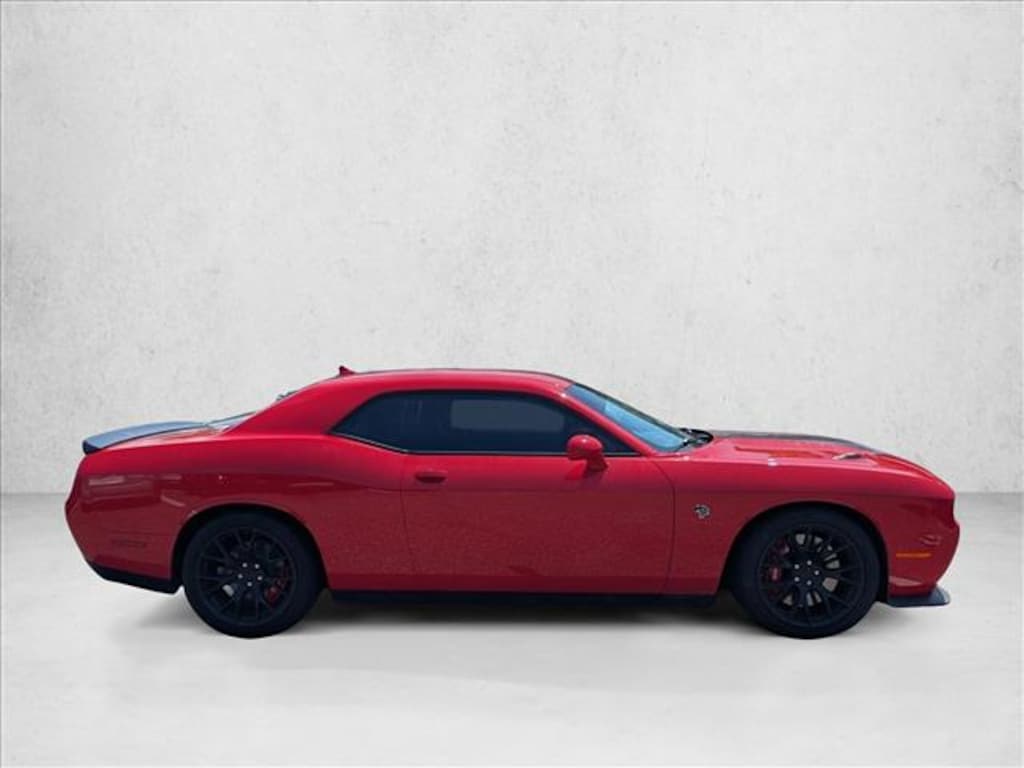 Used 2016 Dodge Challenger SRT Hellcat Coupe
