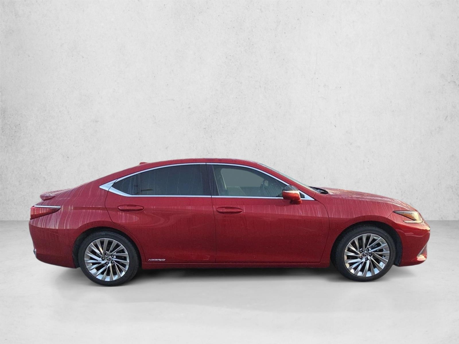 Certified 2022 Lexus ES 300h Ultra Luxury Sedan