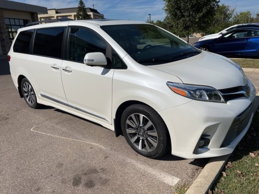 Used 2020 Toyota Sienna  Van