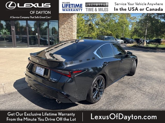 2023 Lexus IS 350 F SPORT photo 3