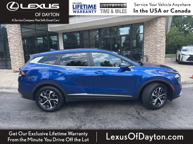 2023 Kia Sportage EX photo 2
