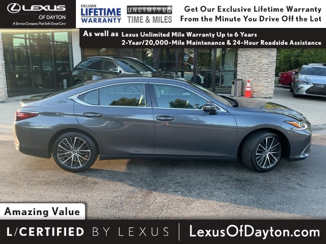 2024 Lexus ES 250 Luxury photo 2