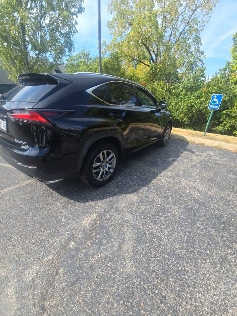 2016 Lexus NX 200t Luxury photo 2