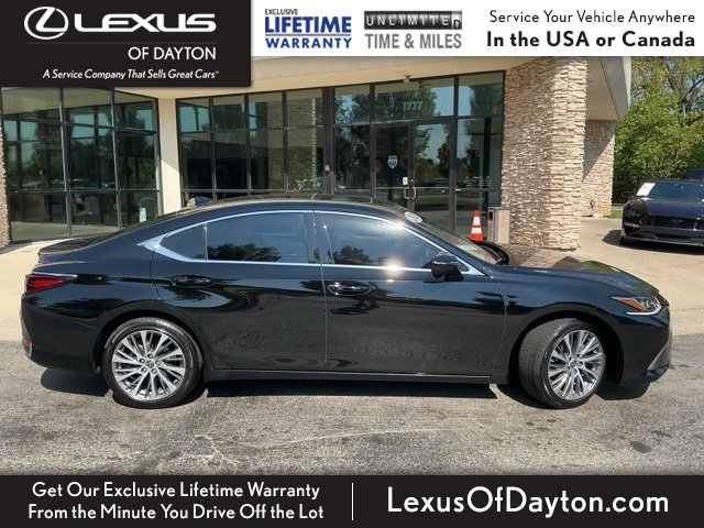 2021 Lexus ES 250 photo 2