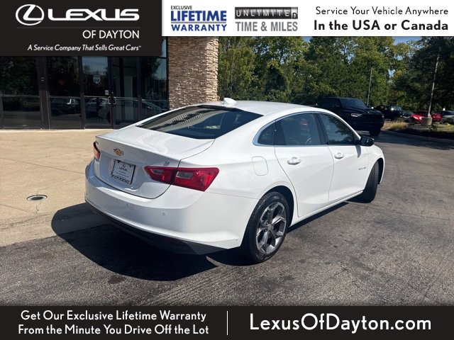 2024 Chevrolet Malibu 1LT photo 3