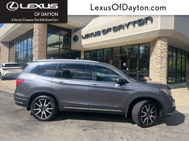 2021 Honda Pilot Touring photo 2